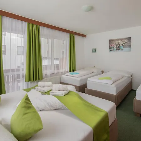 Sonnhof Szálloda 3*