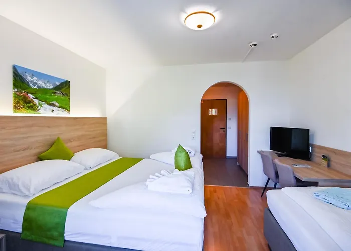 Hotel Sonnhof 3*